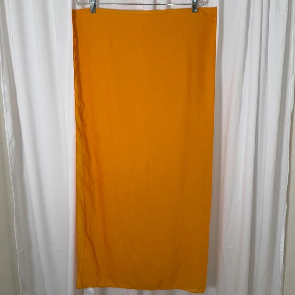 H&M Mustard Yellow Square Scarf Lightweight Solid Semi-Sheer Fall Chic 115-28